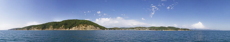 IMG13793_crw-pano.jpg